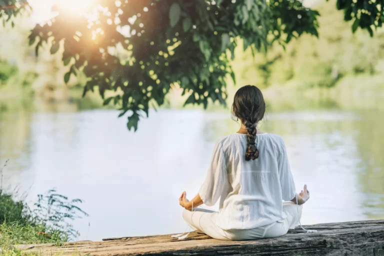 Guide Complet pour participer a une Retraite de Yoga Réussie