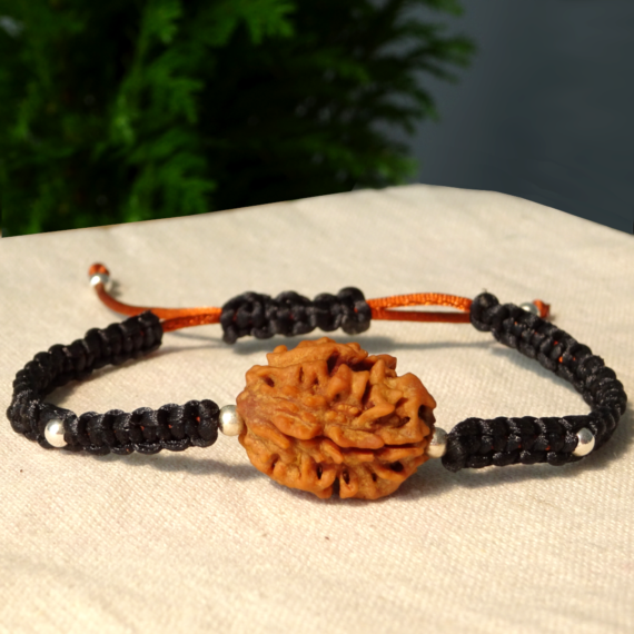 Bracelet avec Rudraksha Deux faces