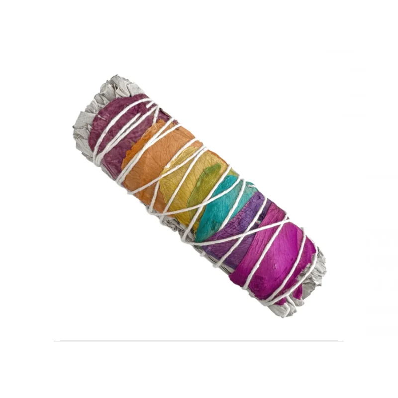 Fagot de sauge blanche et pétales de rose 7 chakras, purification énergétique et harmonisation spirituelle.